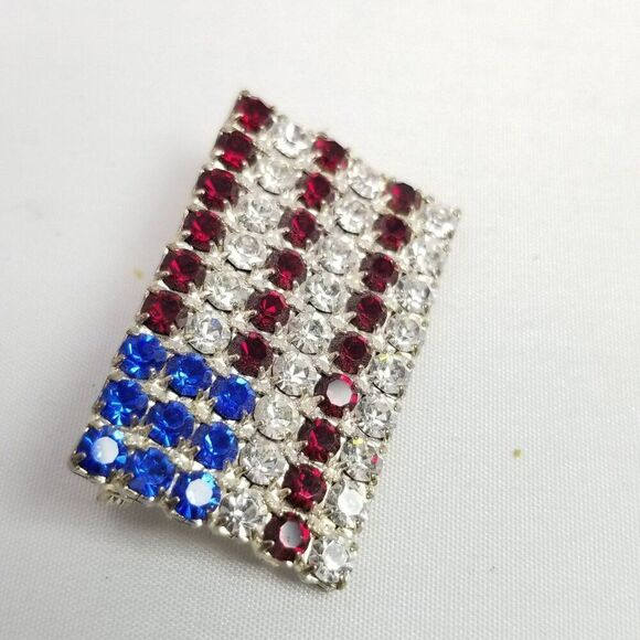 Vintage Rhinestone American Flag Brooch, Red White Blue Silver Tone Lapel Pin - Picture 3 of 7